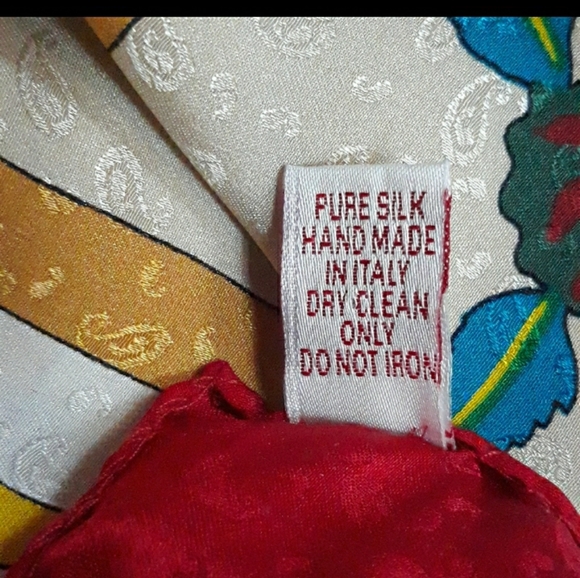 Laura Biagiotti silk scarf block floral animals - Picture 5 of 13